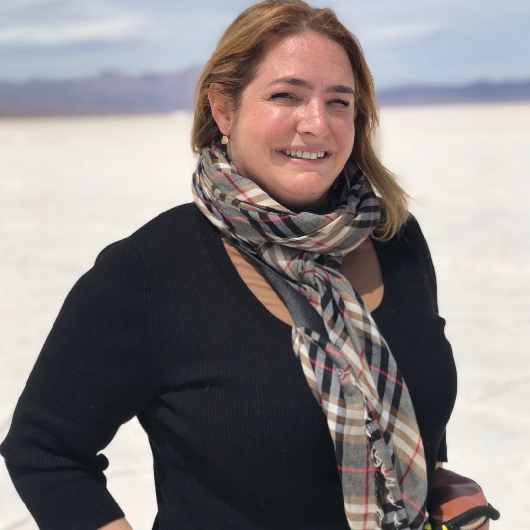 <em>Carla Holst - Compradora Verificada</em>